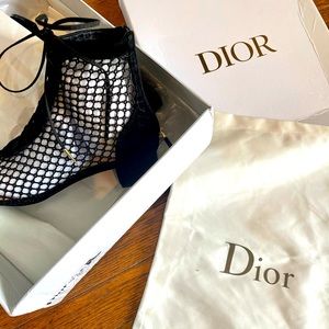 Dior “like” bootie